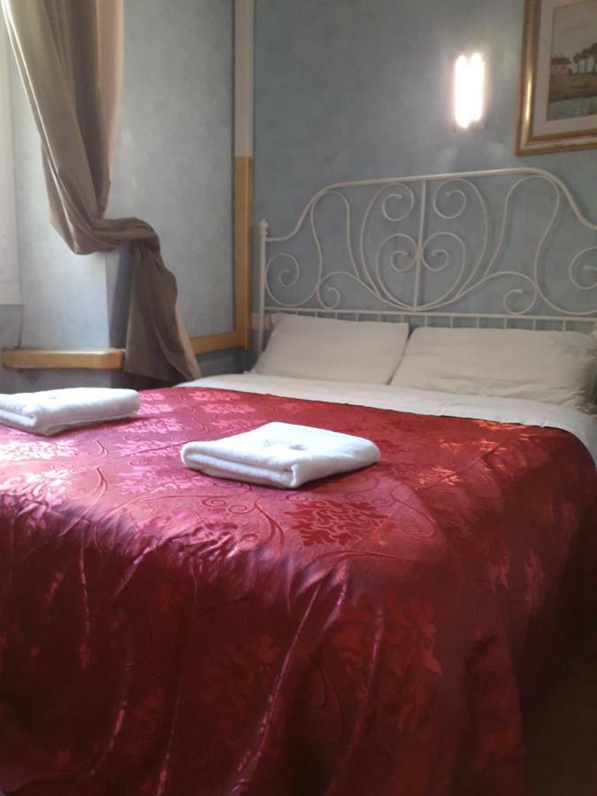 Renting Rooms Roma Eksteriør bilde