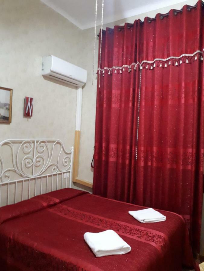 Renting Rooms Roma Eksteriør bilde