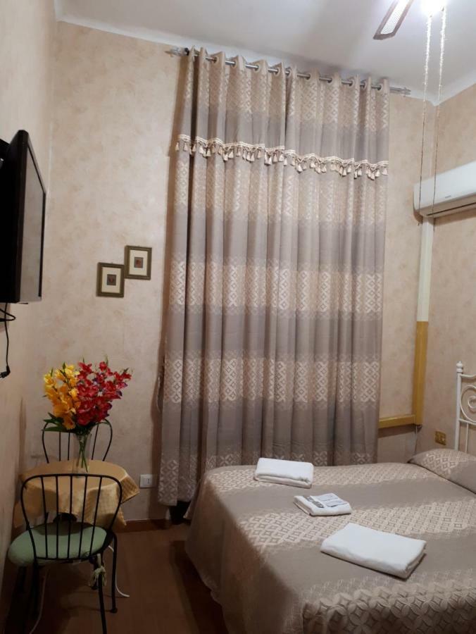 Renting Rooms Roma Eksteriør bilde