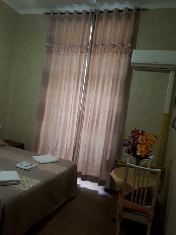 Renting Rooms Roma Eksteriør bilde